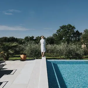 https://hotel-san-rocco.in-istria.net